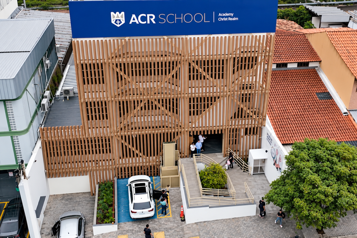 Conheça a ACR School